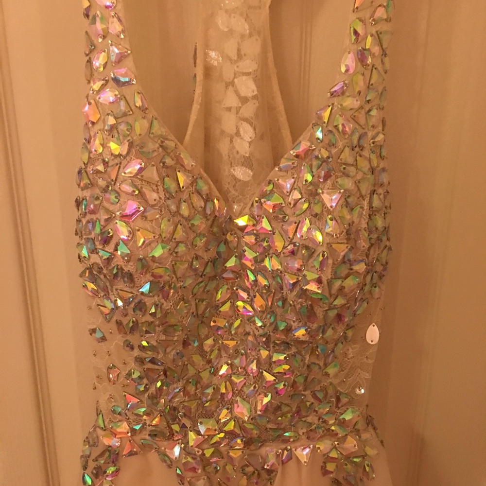 Formal Dress 👗 - Picture 2 of 2
